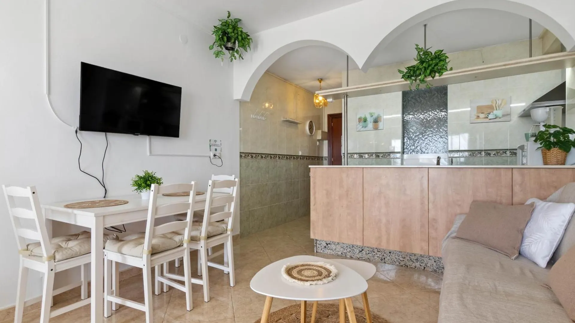 Carihuela Palace 414 By Ivi Real Estate Torremolinos 0*,